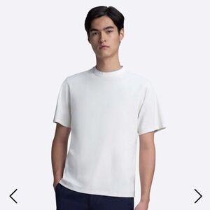 NWOT  Bugatchi White Short Sleeve Crew Neck Mens XLG